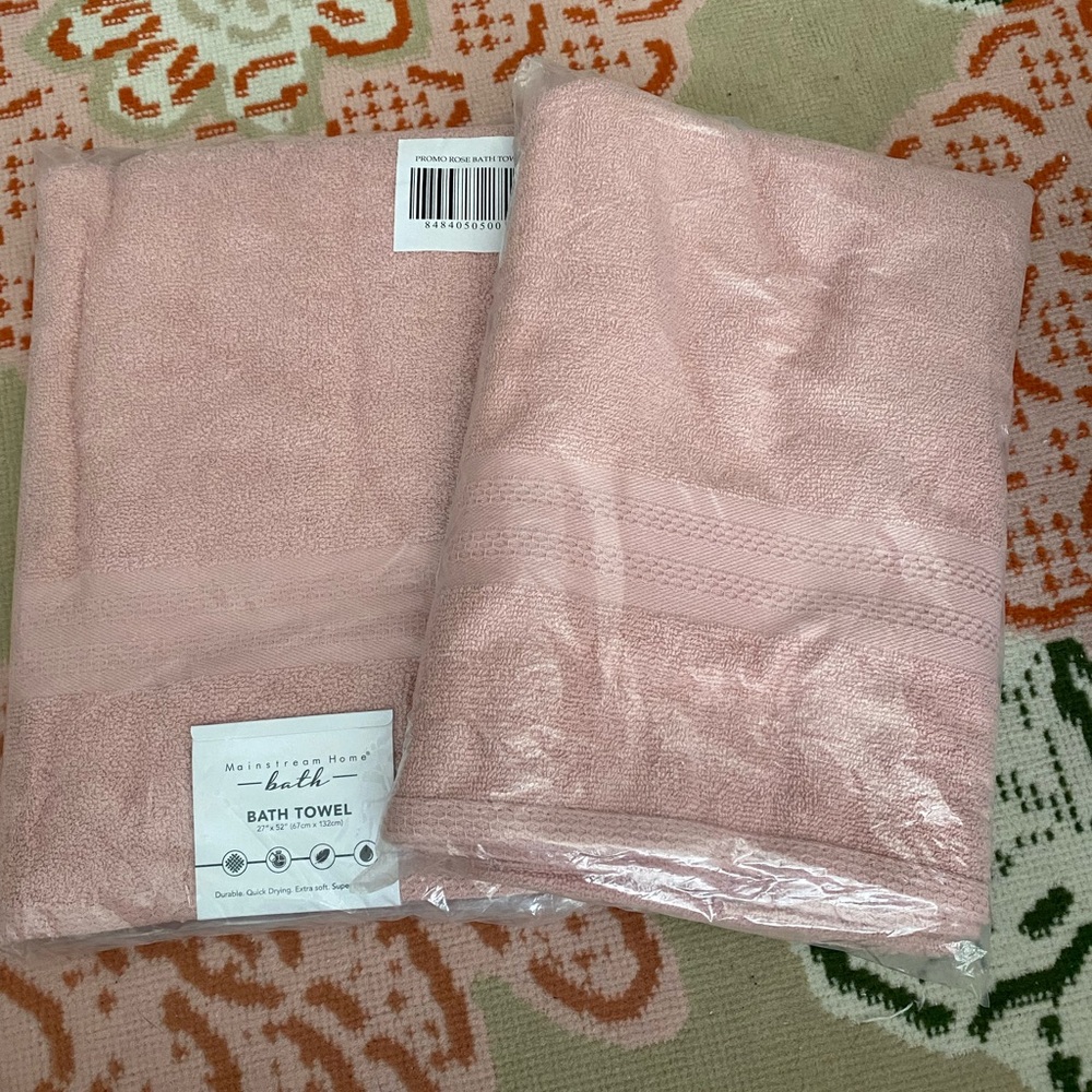 Pink Bath Towels